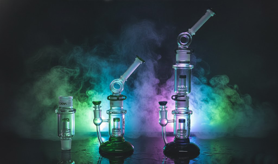 2026 Wholesale Glass Pipe Trends: Top 5 Designs Driving Headshop Sales This Year